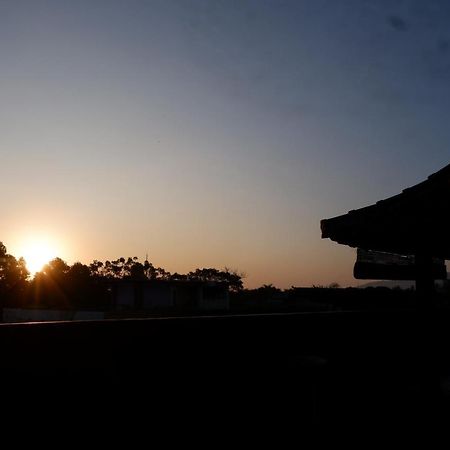 Reddoorz At Bale Eja Syariah Senggigi Daire Montongbuwoh Dış mekan fotoğraf