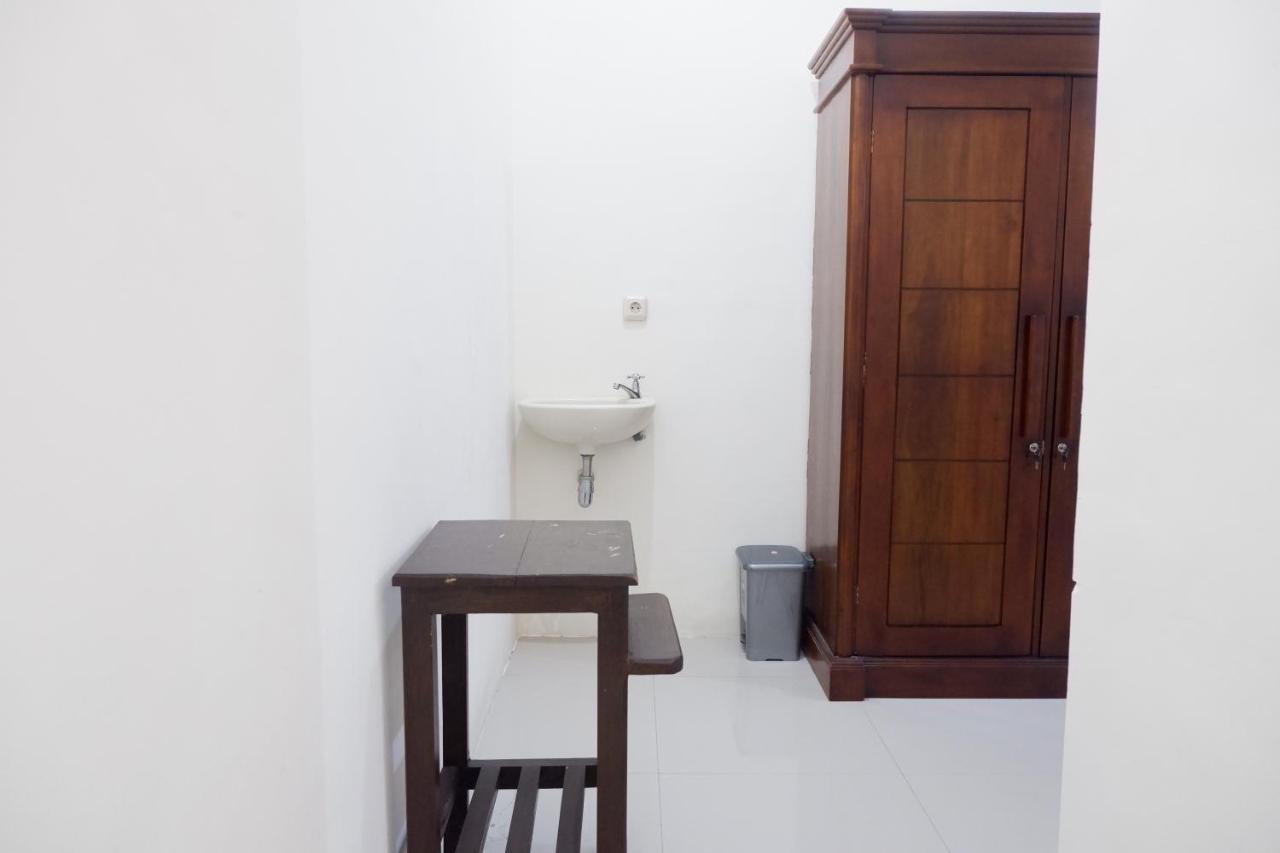 Reddoorz At Bale Eja Syariah Senggigi Daire Montongbuwoh Dış mekan fotoğraf