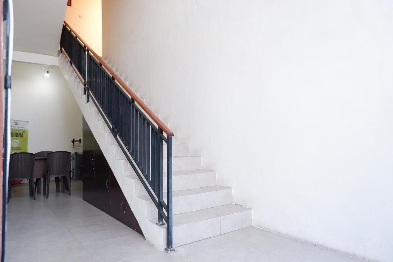 Reddoorz At Bale Eja Syariah Senggigi Daire Montongbuwoh Dış mekan fotoğraf